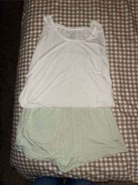 Women’s Tommy John Tank Top(L) & Light Yellow Printed Shorts(S) Sleep Set